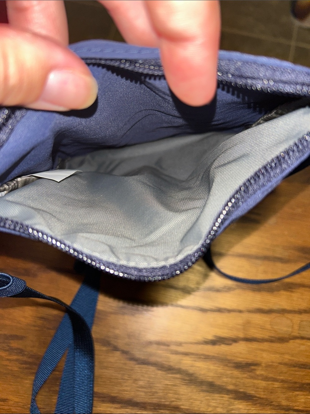 L.L. Bean Navy Belt/Crossbody Pouch with Multicolor Trim - Picture 4 of 6